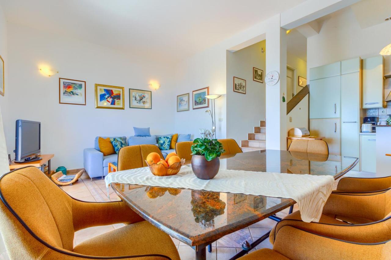 Apartments Meri Trogir Eksteriør billede