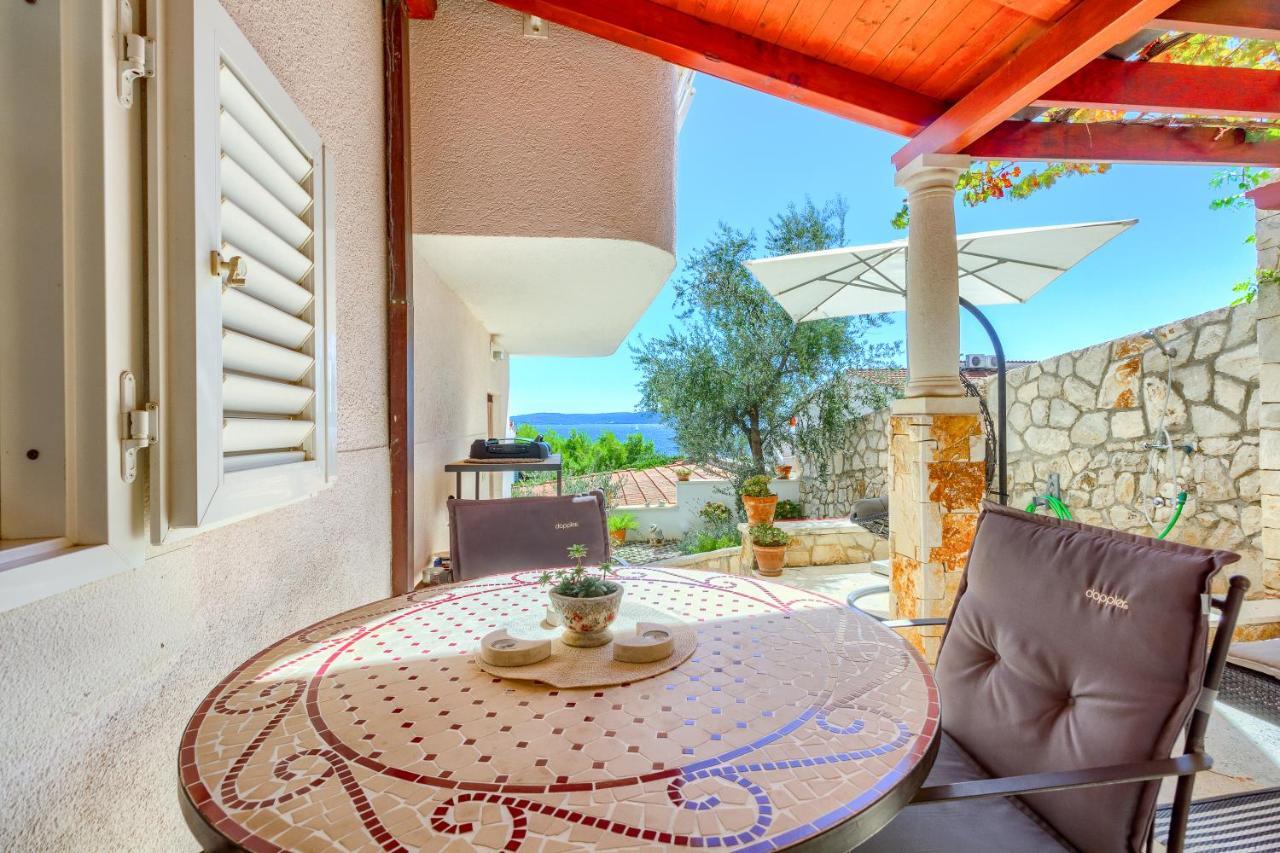 Apartments Meri Trogir Eksteriør billede