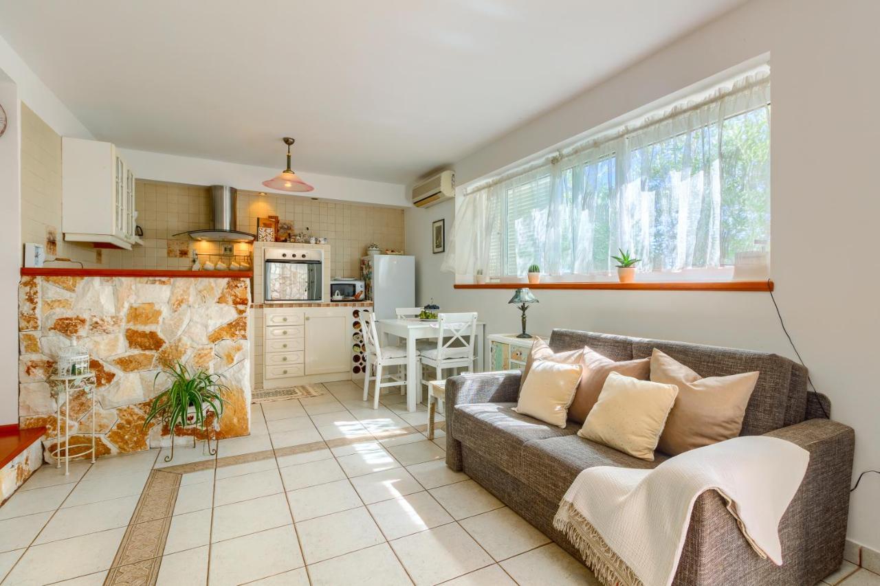 Apartments Meri Trogir Eksteriør billede