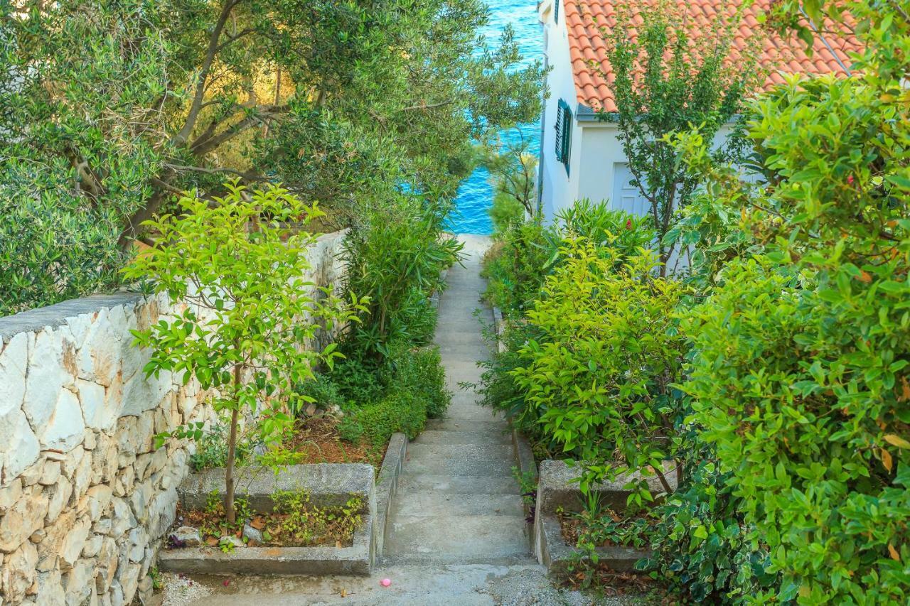 Apartments Meri Trogir Eksteriør billede